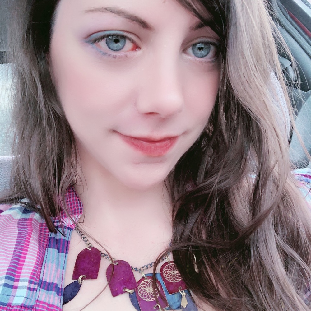 Meet your Posher, Marissa